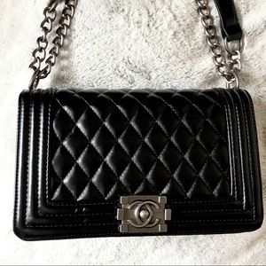 BACK CROSS BODY QUILTED BAG 🖤